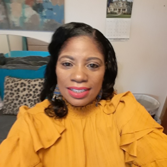 Meet your Posher, Catherina - Picture 1 of 1